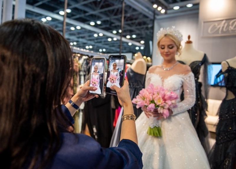 中东迪拜婚纱礼服展览会