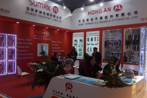 武汉国际汽车制造、汽配、汽车测试、汽车线束展览会展会现场图片