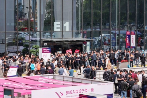 广州国际铝门窗幕墙新产品展览会展会现场图片