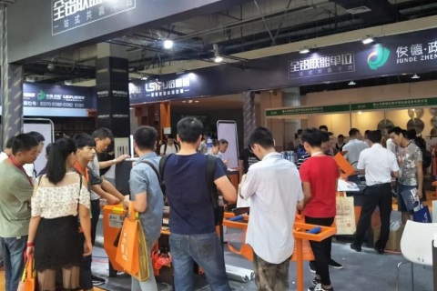广州国际地面材料及铺装技术展展会现场图片