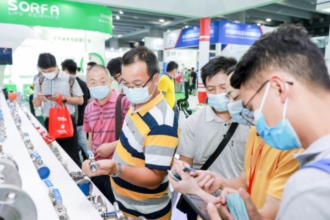 广东气体分离、净化与回收技术及装备展览会展会现场图片