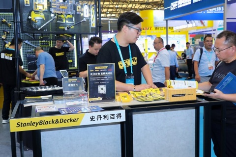 成都国际化工装备展览会展会现场图片