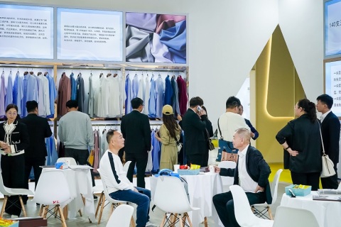 上海职业装·团服展览会展会现场图片