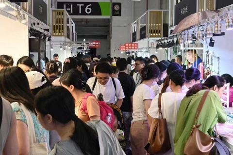 杭州国际珠宝展展会现场图片