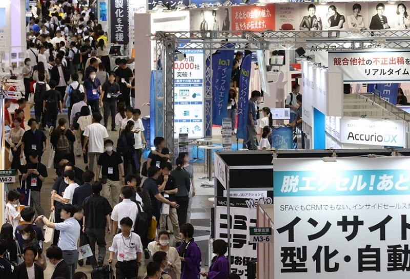 日本东京店铺广告标识显示展览会