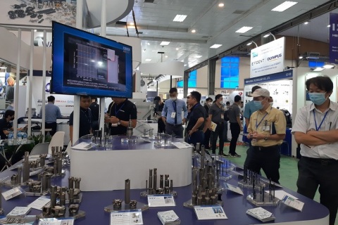 越南国际固废及再生资源展览会展会现场图片