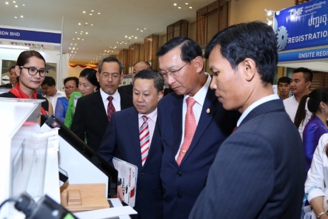 柬埔寨金边纺织机械展览会展会现场图片