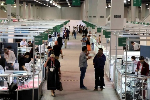 美国拉斯维加斯珠宝钟表展展会现场图片