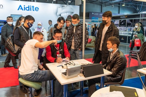 哈萨克斯坦口腔牙科展览会CADEX展会现场图片