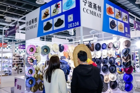 上海国际帽子围巾手套展览会展会现场图片