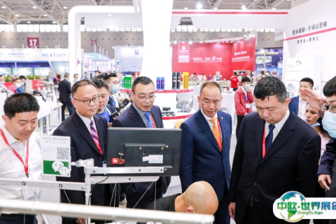 深圳华南国际缝制设备展展会现场图片