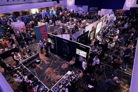 美国纽约HiFi耳机展览会展会现场图片