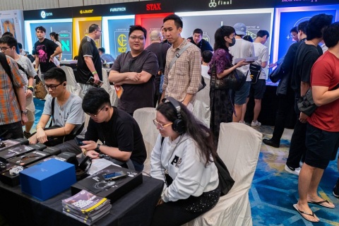 新加坡HiFi耳机展览会展会现场图片