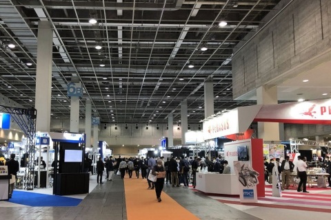 日本大阪缝制设备及纺织工业展览会展会现场图片