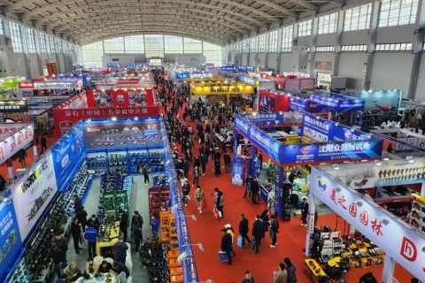 东北沈阳国际塑料橡胶机械工业展览会展会现场图片