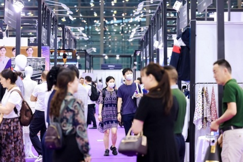 深圳服装品牌展览会展会现场图片