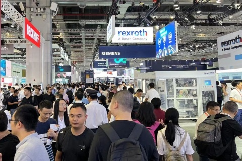 东北沈阳国际塑料橡胶机械工业展览会展会现场图片