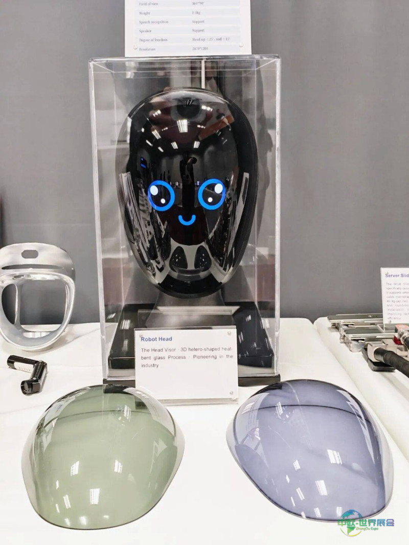直击CES2026国际消费电子展:蓝思科技携航天级UTG、服务器液冷模组重磅亮相