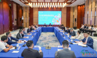 张宝山现身中国品牌出海博览会启动仪式，推进全球化战略部署