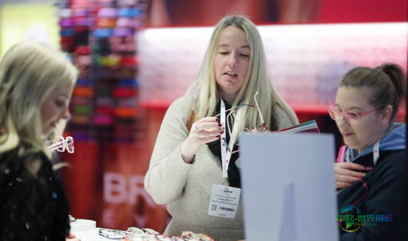 英国伦敦国际光学展览会 100% Optical 2027引领欧洲视光产业向更专业、更智能、更时尚方向迈进