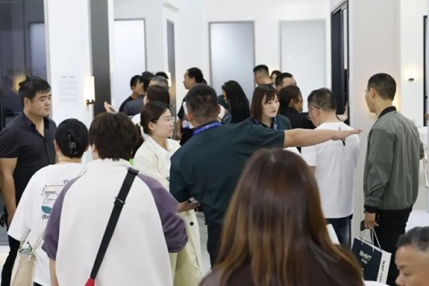中国（南京）系统门窗、全屋定制、移门博览会展会现场图片