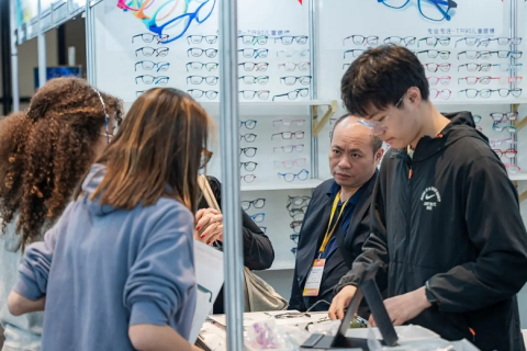 巴西圣保罗眼镜展览会LAMO展会现场图片