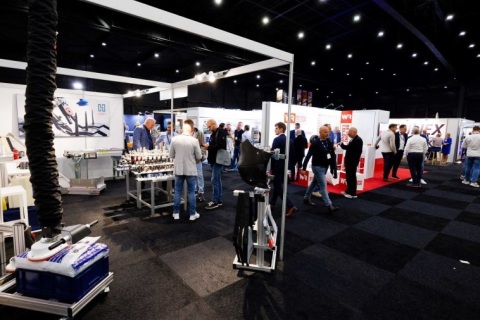 荷兰国际塑料及橡胶展览会展会现场图片