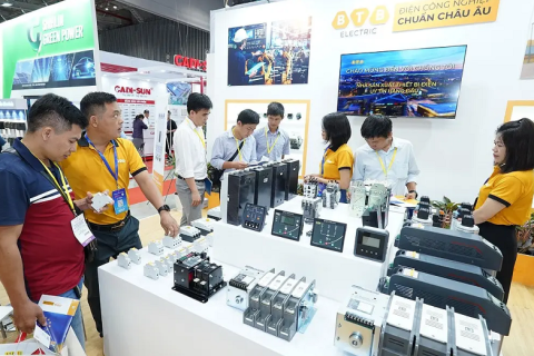 越南河内绿色能源展览会展会现场图片