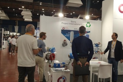 意大利帕尔马颗粒、粉体工业展览会展会现场图片