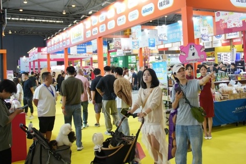 中国（成都）宠物洗护美容工具及用品展展会现场图片