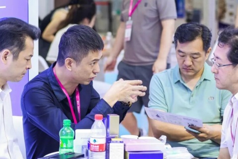 深圳紫亚兰国际抗衰老医美大会展会现场图片