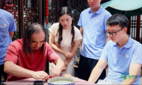 承志乡行探访非遗 运河文脉滋养匠心 常信大“承志乡行”红色记忆实践队调研常州梳篦文化