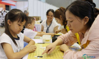 人机对弈妙趣纷呈，多彩互动扮靓孕婴童博览会
