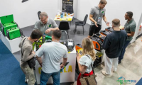 未来焊接模拟器亮相华沙Weld Tech2025，波兰华沙国际焊接展览会