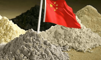 斥巨资百亿攻坚稀土三年,西方半年内多项突破,到头来仍被中国牢牢卡住!
