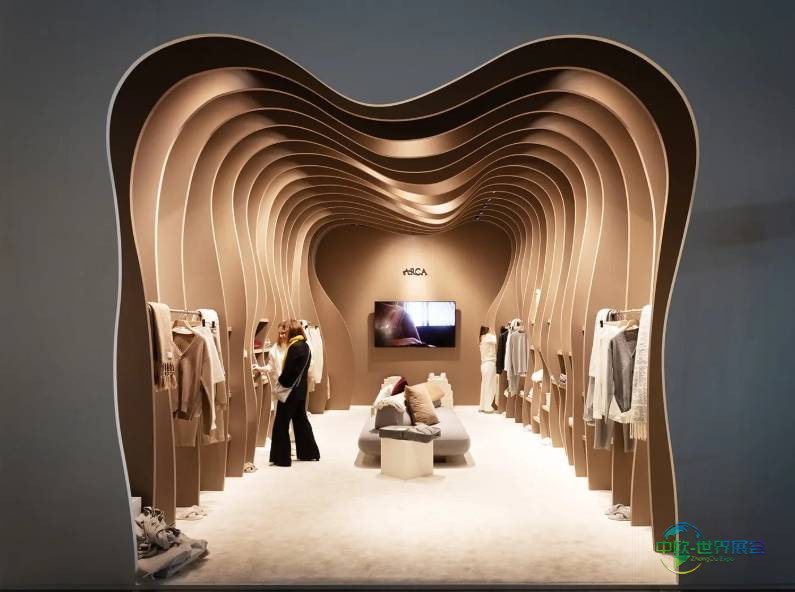 米兰家具配件半成品展 康斯坦丁·格契奇：米兰国际家具展是我所爱行业的核心。